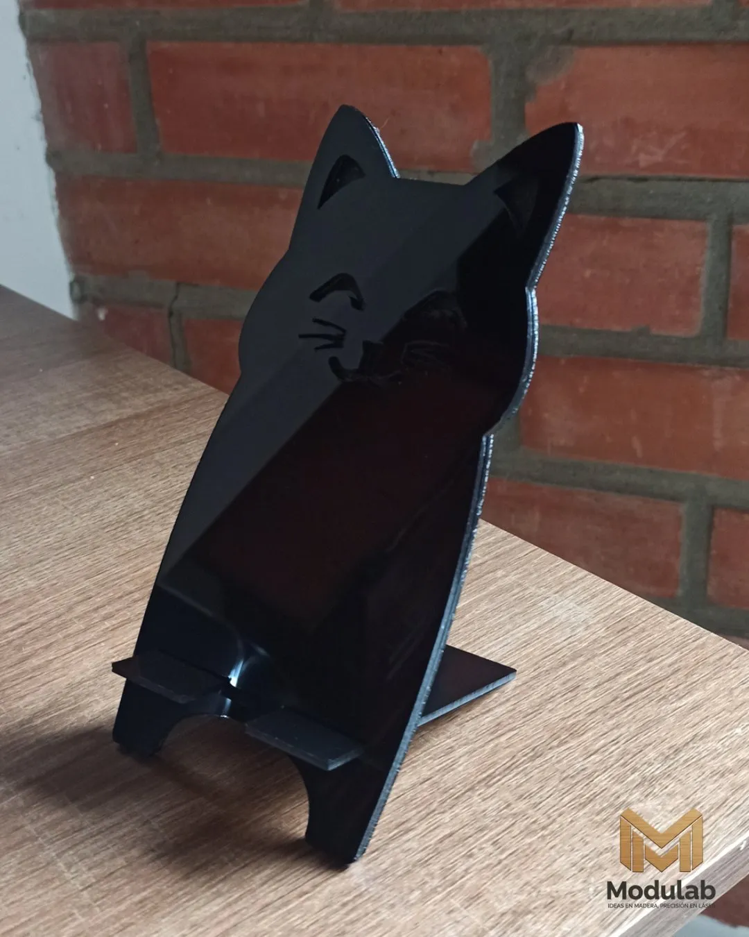 Portacelular personalizado en acrílico negro miniatura 4